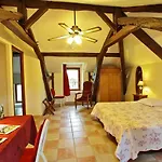 فندق Domaine De Monrecour - & Restaurant - Proche De Sarlat