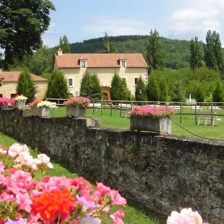 Hotel Domaine De Monrecour - & Restaurant - Proche De Sarlat 4*