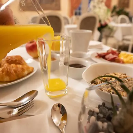 Domaine De Monrecour - & Restaurant - Proche De Sarlat 4*