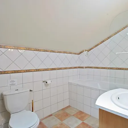 Hotel Domaine De Monrecour - & Restaurant - Proche De Sarlat 4*