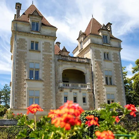 Hotel Domaine De Monrecour - & Restaurant - Proche De Sarlat