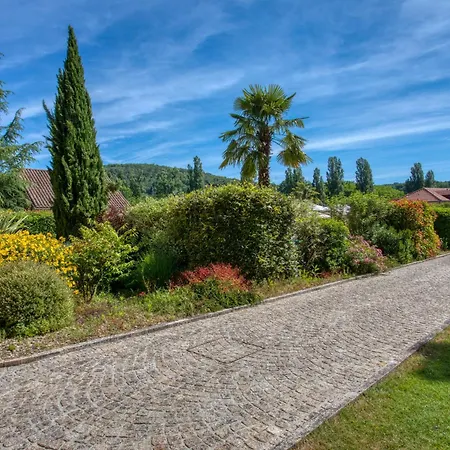 Hotel Domaine De Monrecour - & Restaurant - Proche De Sarlat 4*