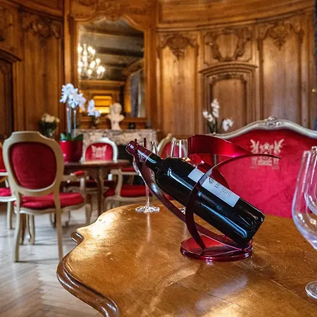 Domaine De Monrecour - & Restaurant - Proche De Sarlat 4* Saint-Vincent-de-Cosse