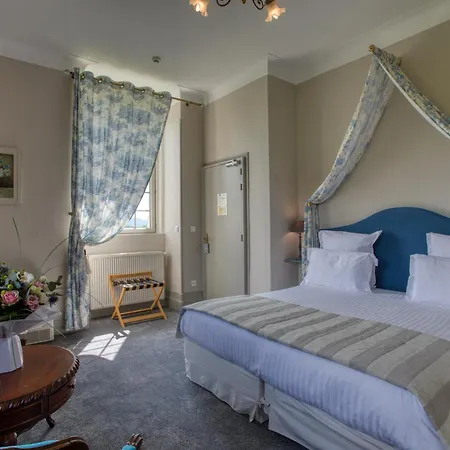 Domaine De Monrecour - & Restaurant - Proche De Sarlat 4*