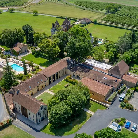 Hotel Domaine Du Château De Monrecour - Et Restaurant - Proche Sarlat 4*