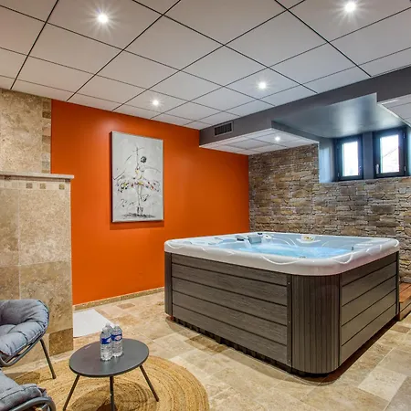 Domaine De Monrecour - & Restaurant - Proche De Sarlat Hotel 4*