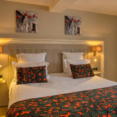 Hotel Domaine De Monrecour - & Restaurant - Proche De Sarlat