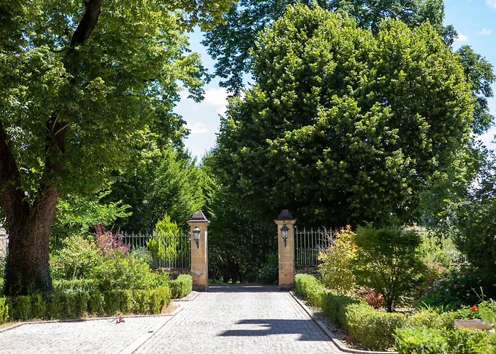 Domaine De Monrecour - & Restaurant - Proche De Sarlat Hotel